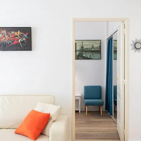 Lejlighed #28 1 Bdr Flat Ac Balcony Hper 10mins To & Old Town *