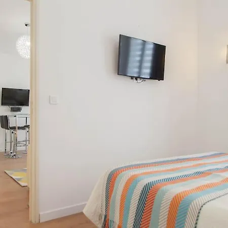 #28 1 Bdr Flat Ac Balcony Hper 10mins To & Old Town Apartment *