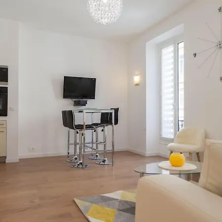 Apartment #28 1 Bdr Flat Ac Balcony Hper 10mins To & Old Town Nice