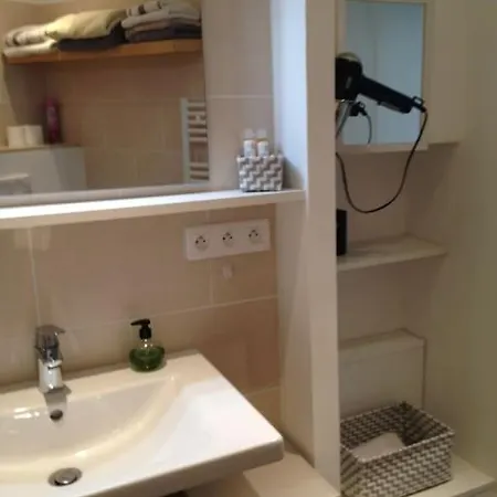 Apartment #28 1 Bdr Flat Ac Balcony Hper 10mins To & Old Town