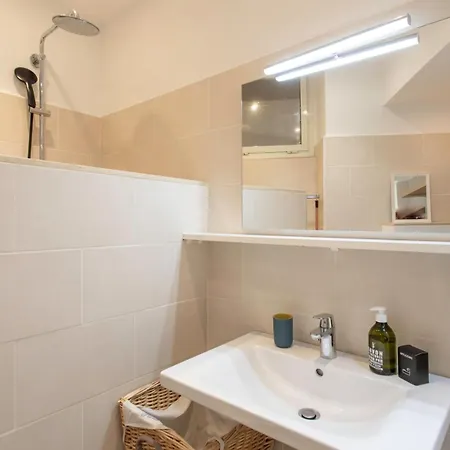 Appartement #28 1 Bdr Flat Ac Balcony Hper 10mins To & Old Town