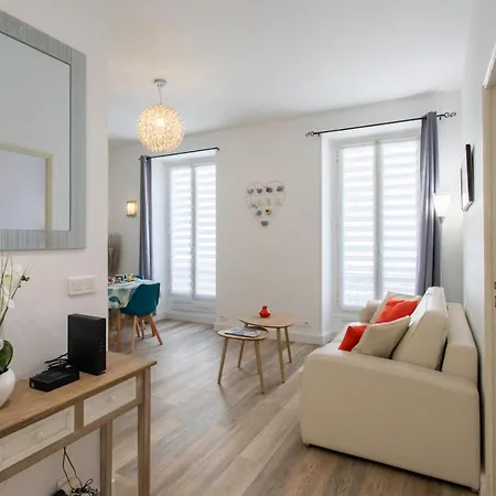 Appartement #28 1 Bdr Flat Ac Balcony Hper 10mins To & Old Town Nice