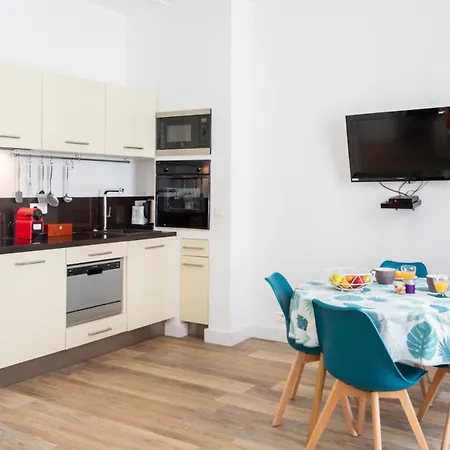 Appartement #28 1 Bdr Flat Ac Balcony Hper 10mins To & Old Town *